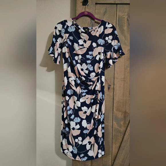 Taylor for A Pea in The Pod floral maternity dress. Size small NWT - Picture 5 of 8